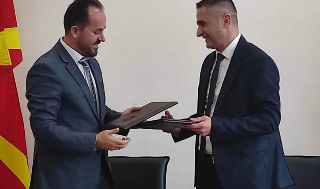 Министерот Џемаил Чупи задолжен за Дијаспора во посета на општина Маврово и Ростуше